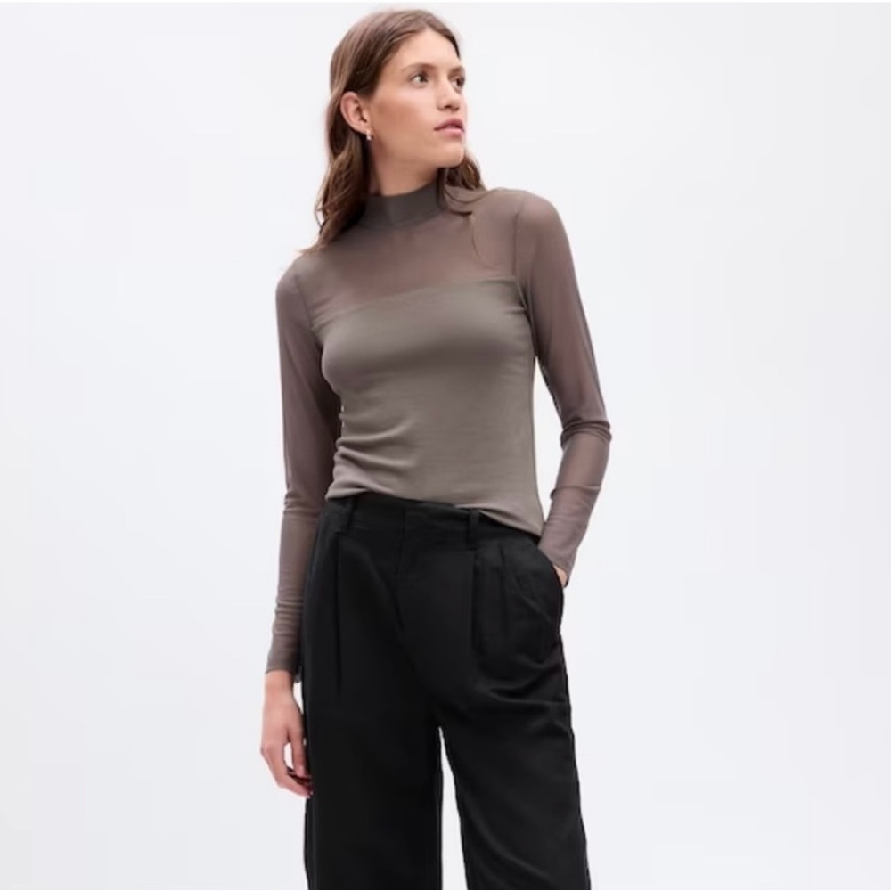 GAP NWT Modern Mock Neck Mesh Long sleeve